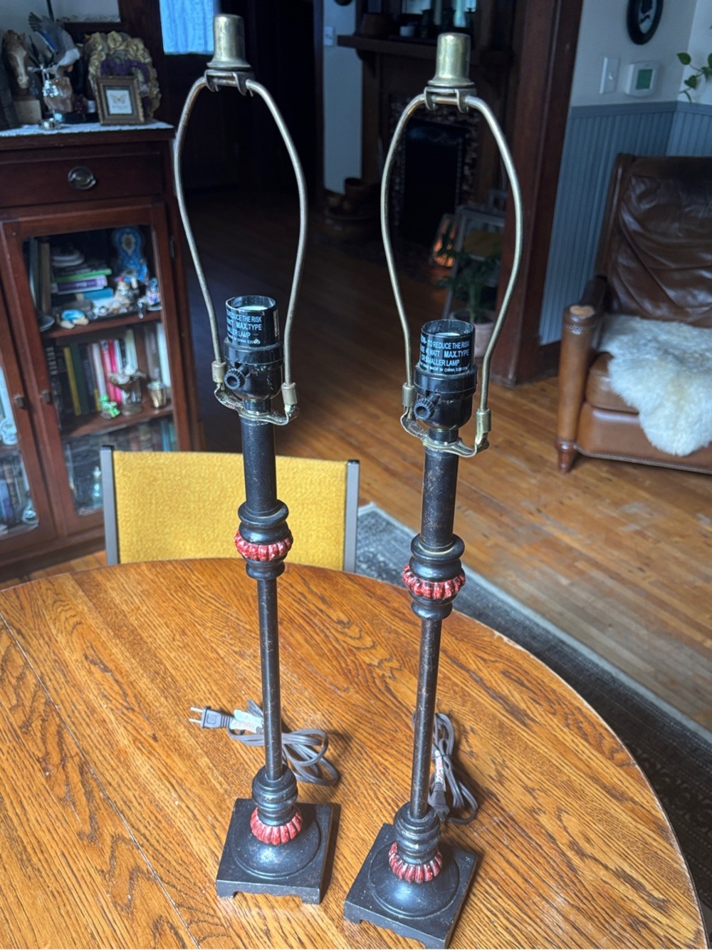 Vintage-Style Metal/Resin Table Lamps with Red Accents - Pair